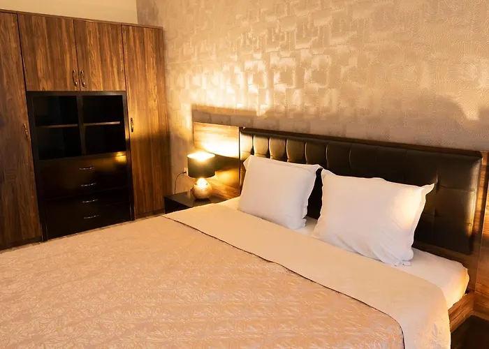 Paradise Deluxe Apartment *