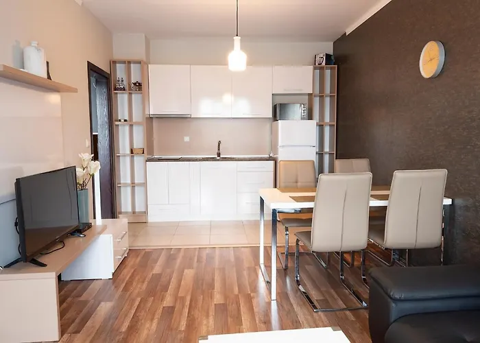 Paradise Deluxe Apartment *