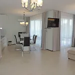 Paradise Deluxe Primorsko