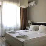 Paradise Deluxe * Πριμόρσκο