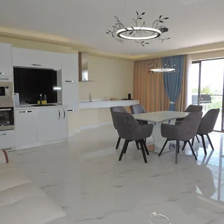 Paradise Deluxe * Primorsko