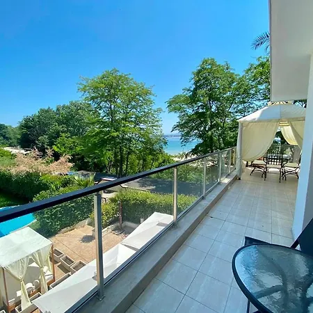 Paradise Deluxe Primorsko