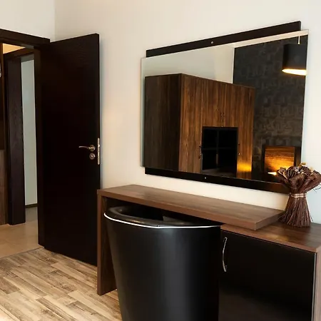 Paradise Deluxe Apartament *