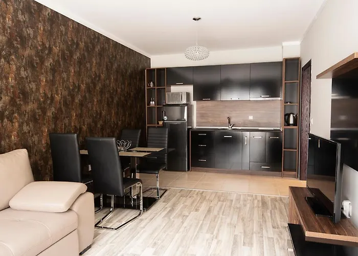 Paradise Deluxe * Primorszko