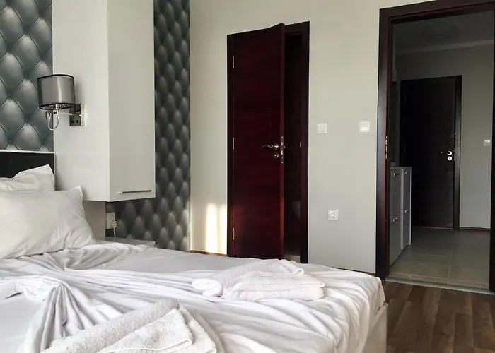 Paradise Deluxe Primorszko